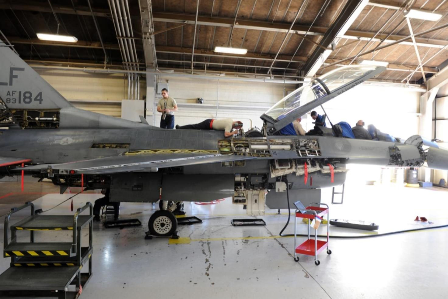 venom f-16
