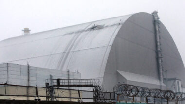 Russian drone hits Chornobyl shelter