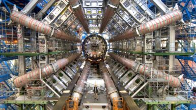Le plus grand briseur d'atomes du monde transforme le plomb en or