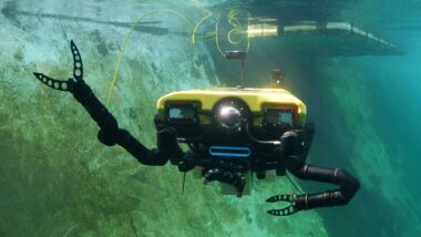 Robot sous-marin géant