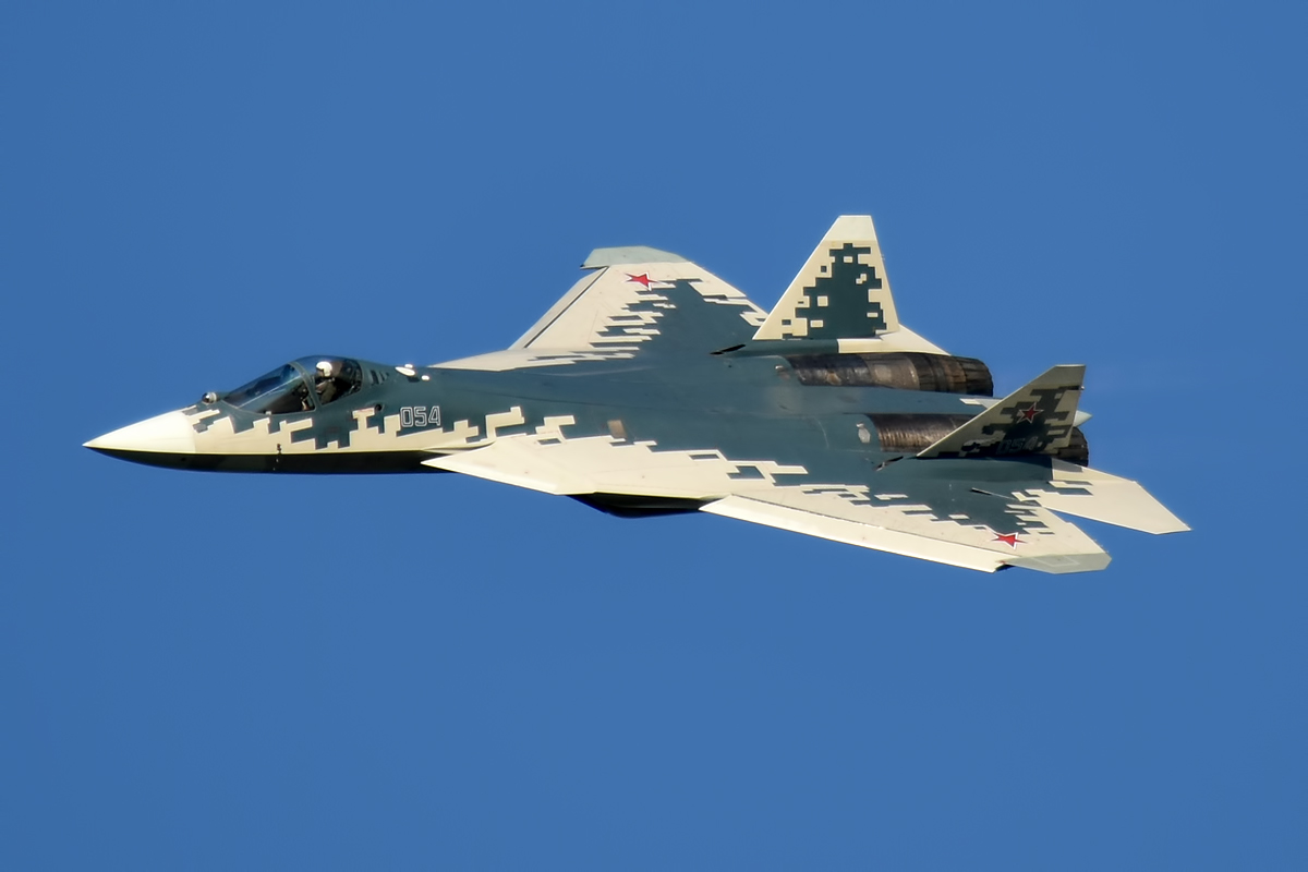 Sukhoi_Design_Bureau,_054,_Sukhoi_Su-57