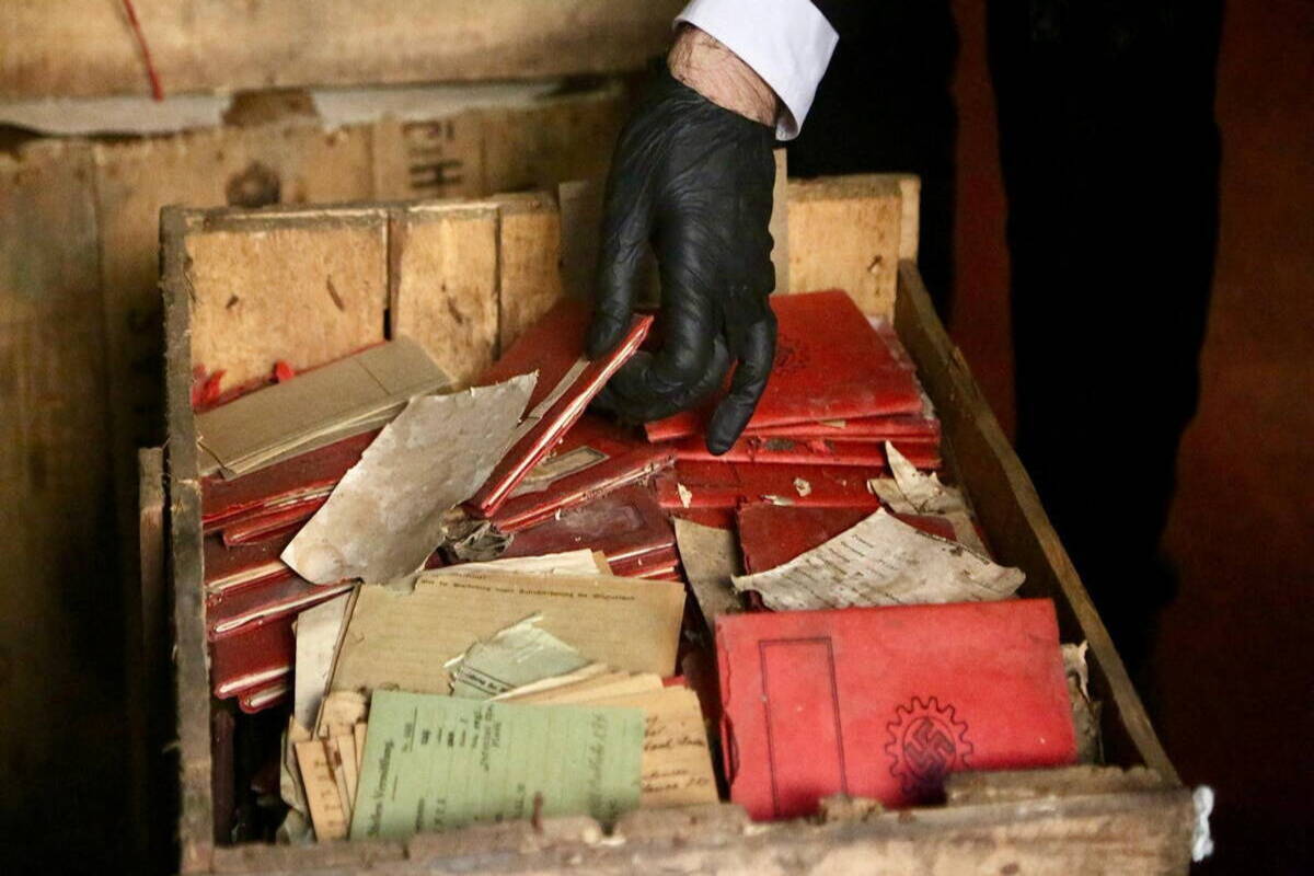 Argentine authorities discover boxes full on Nazi files in Supreme Court archives