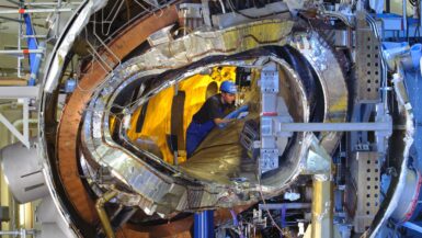 w7x_torus_innen_049-scaled