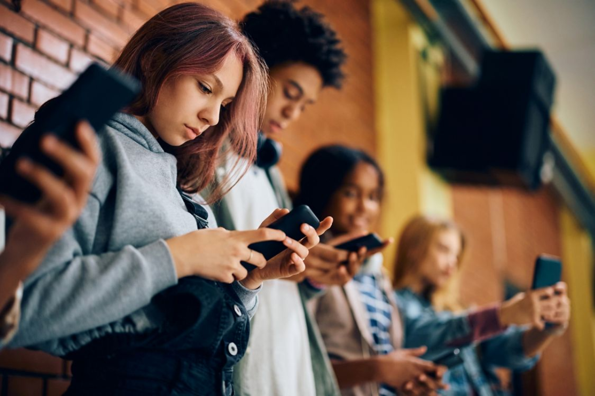 Impact des écrans sur les interactions parent-enfant
