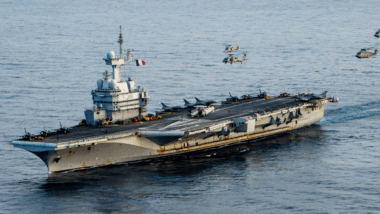 Porte-avions Charles de Gaulle