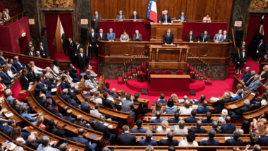 Scandale en cours l'efficacité du gouvernement remise en cause