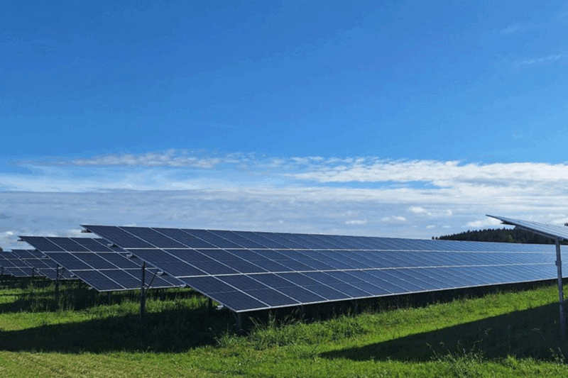percée révolutionnaire de l'energie solaire en Allemagne, coûts réduits de 36%