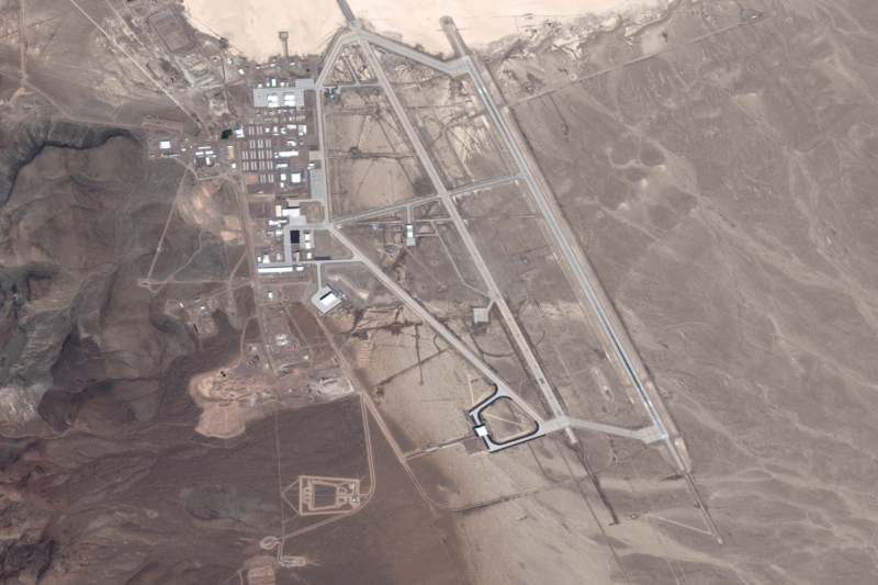 révélations troublantes d'un colonel près d'Area 51